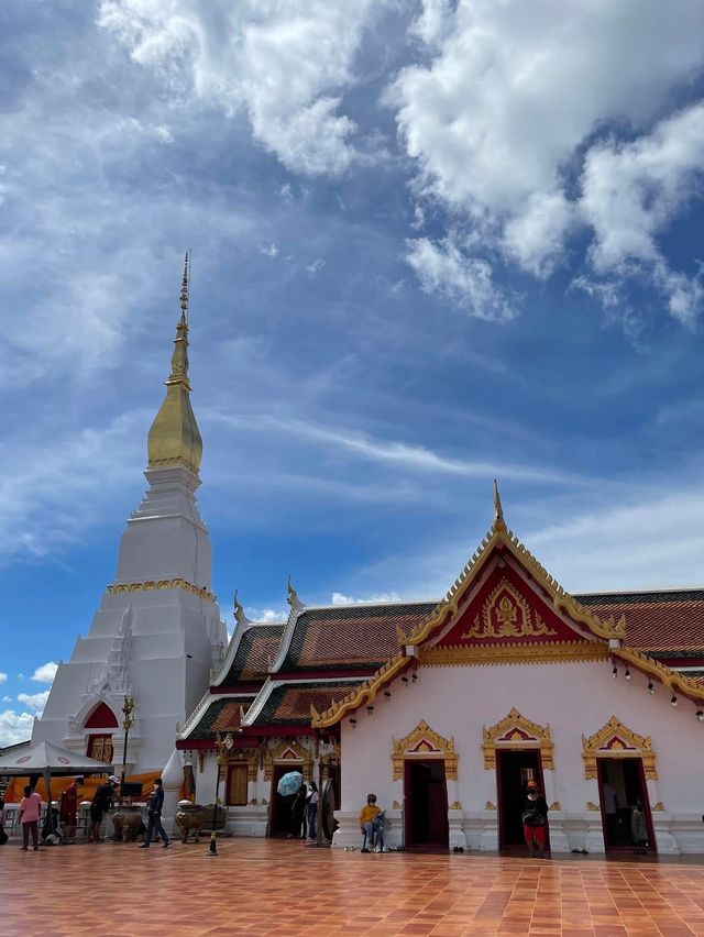 Wat Phra That Choeng Chum 