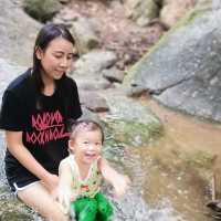 น้ำตกทรายขาว 