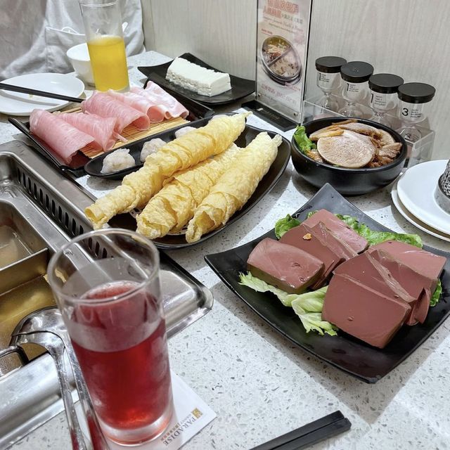 少女風粉色系火鍋