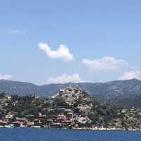 castle with an incredible view and history 