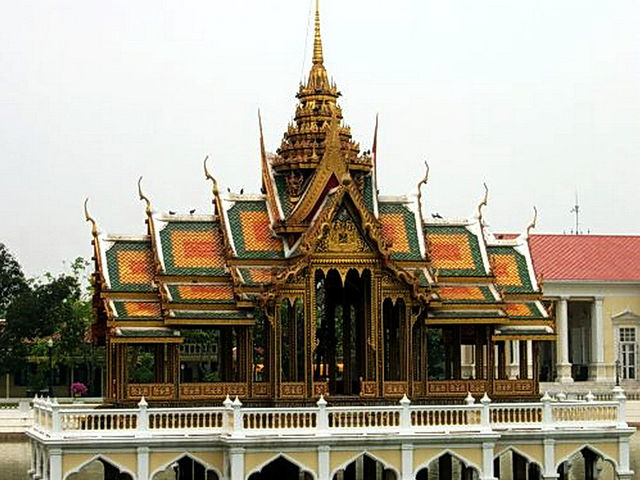 泰國曼谷景點-柚木皇宮