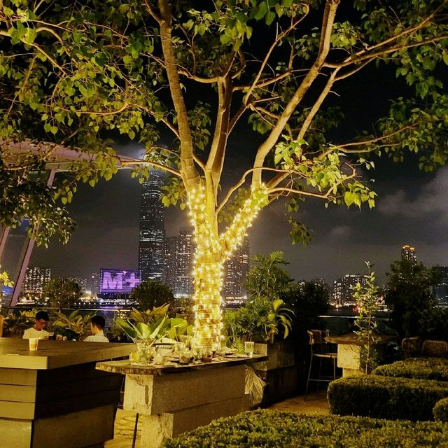好 Chill🌳🌴📸 ～ IFC🥂🍷🍹