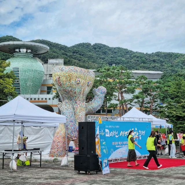 축제 중인 설봉국제조각공원