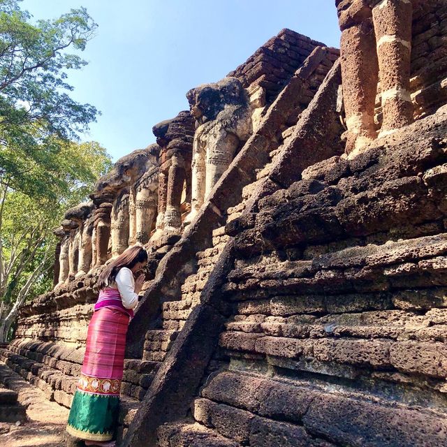 แต่งชุดไทย ไปเที่ยวเมืองเก่า