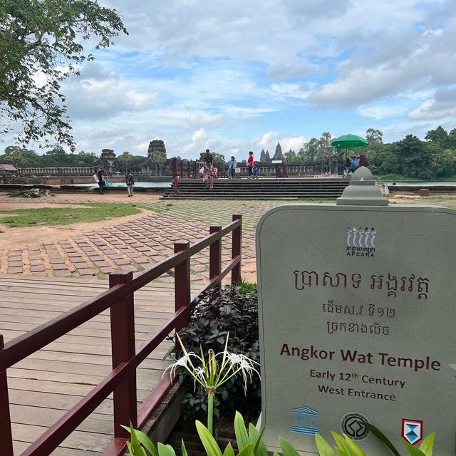 Amazing Angkor Wat no queues for pictures