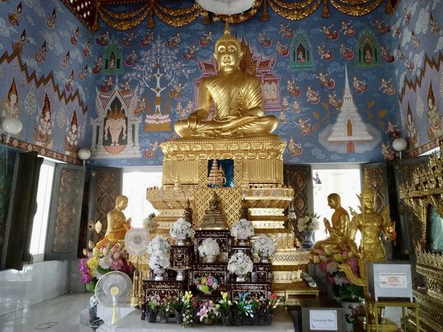Wat Kaew Ko Wararam - Thailand