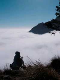 A Hiking-Trip Above The Clouds