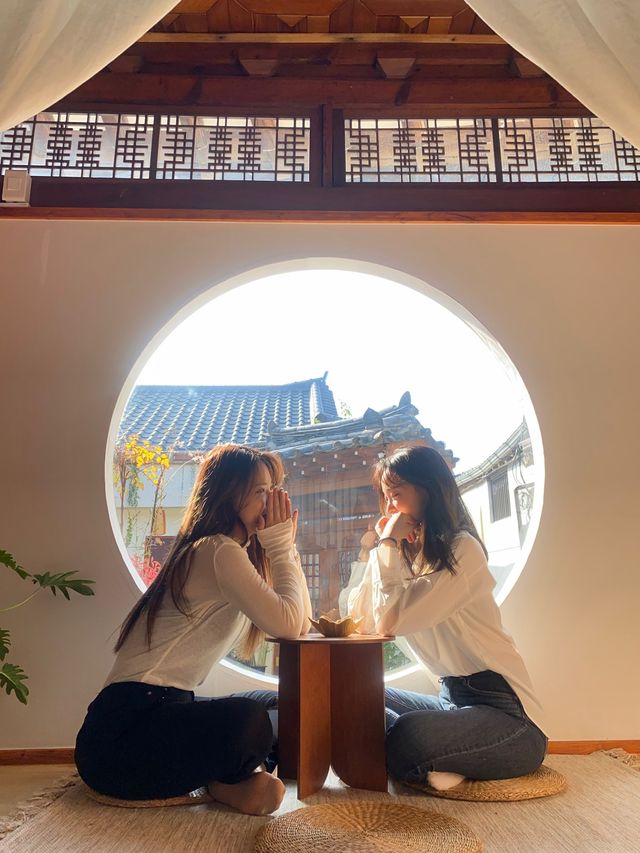 경주황리단길에 위치해있는 한옥체험이 가능한 장미여관 🌹