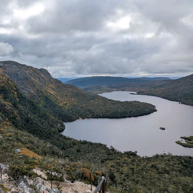 Experience nature at Dove Lake in Tasmania