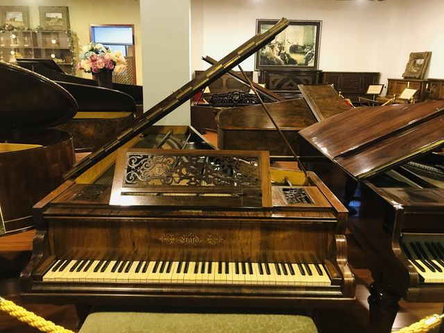 Yantai piano museum