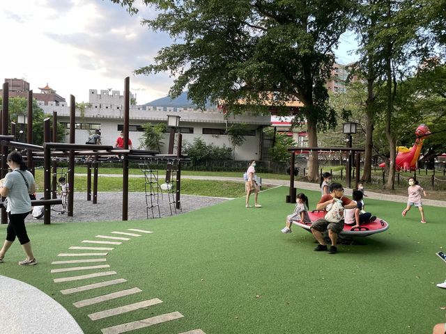 北投公園有大蜘蛛可以拍照！超可愛兒童公園讓你快樂玩開心拍 