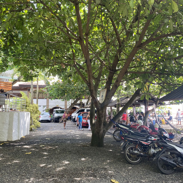 Monti Richi Beach Resort 🌴