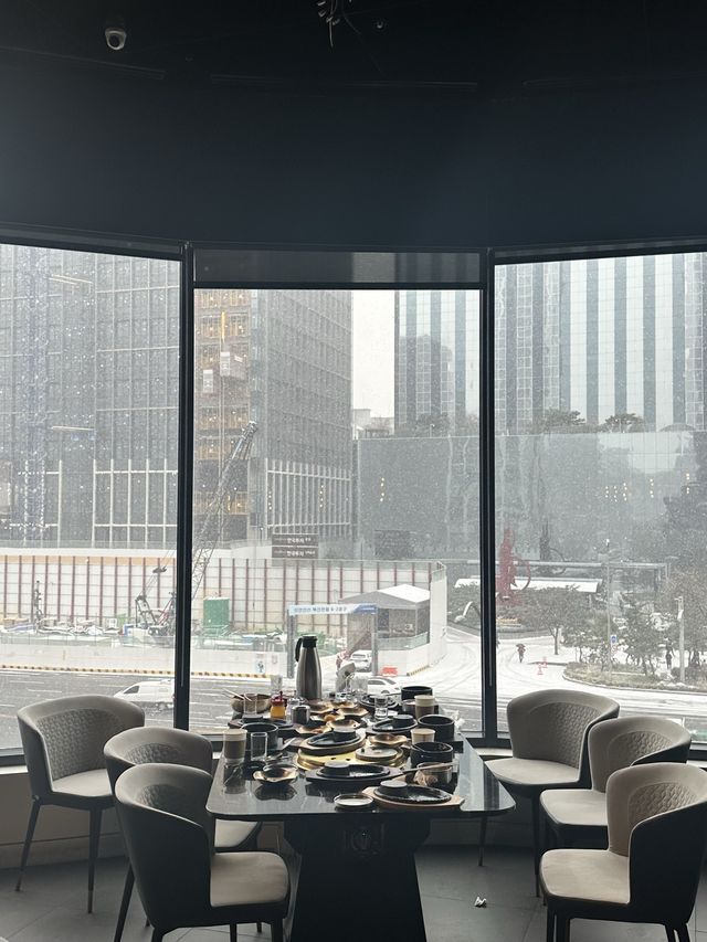 고급스런 런치하기 딱 좋은 여의도 이도맨숀 라이브🥩