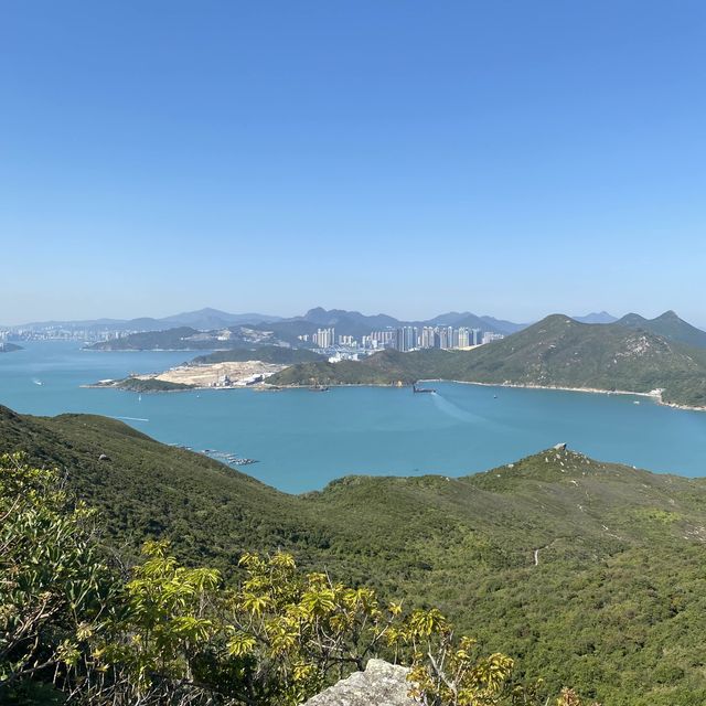 擁有很多自然奇觀之東龍島