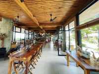 คาเฟ่วิวหลักล้านราคาหลักสิบ ติดวัดผาซ่อนแก้วเขาค้อ