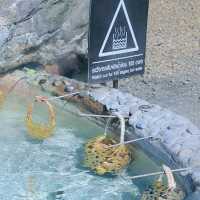 มาต้มไข่ออนเซ็นที่บ่อน้ำพุร้อนกัน ⛲