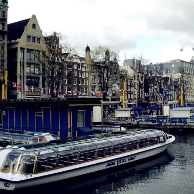 Amsterdam, the prettiest city to visit!! 