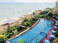 โรงแรมติดทะเล สระว่ายน้ำ 2 ชั้น