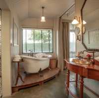 DEVASOM HUA HIN RESORT รุ่งสางทะเลตะวันออก