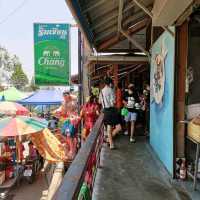 ร้าน​ ริมเขื่อนมินิ​ 