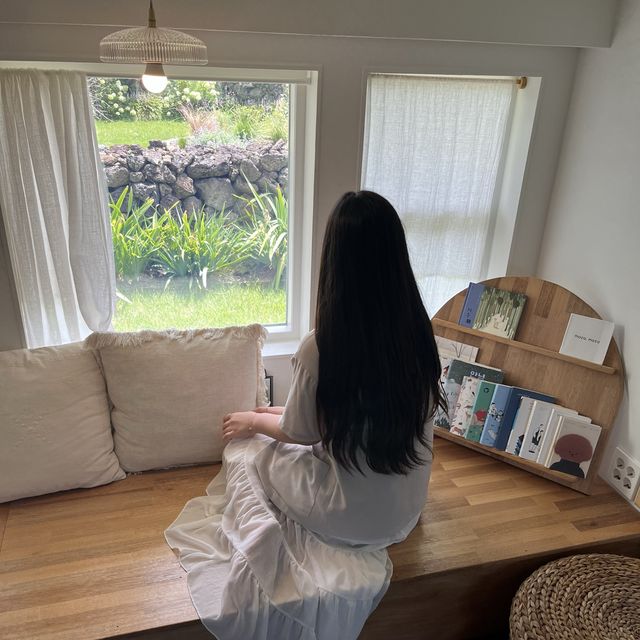 제주 동쪽 끝 작은 동네 종달리 감성숙소, "온온종달" 