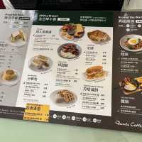 不限時待上一整天｜丹堤咖啡｜免費插座充電還不來嗎