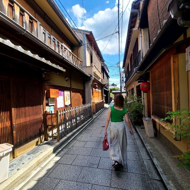 まだまだ観光客がまばらな今こそ京都【花見小路】✨