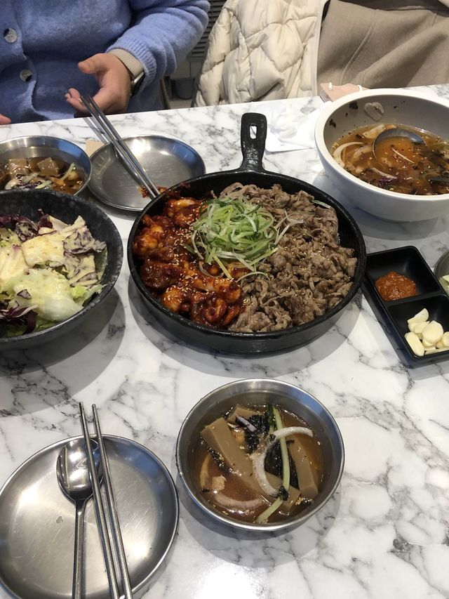 연말에 가기 좋은 송도 웨이팅 맛집 “신복관”