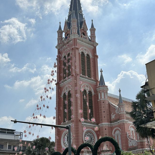 호치민에서 꼭 가봐야 할 떤딘(핑크)성당 💗💒