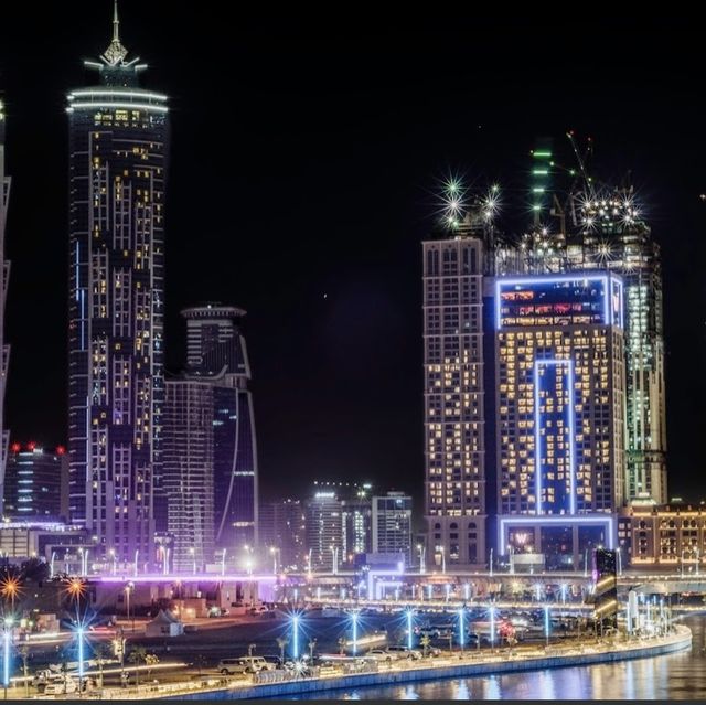 Dubai Waterfall 🫧💙💜🖤