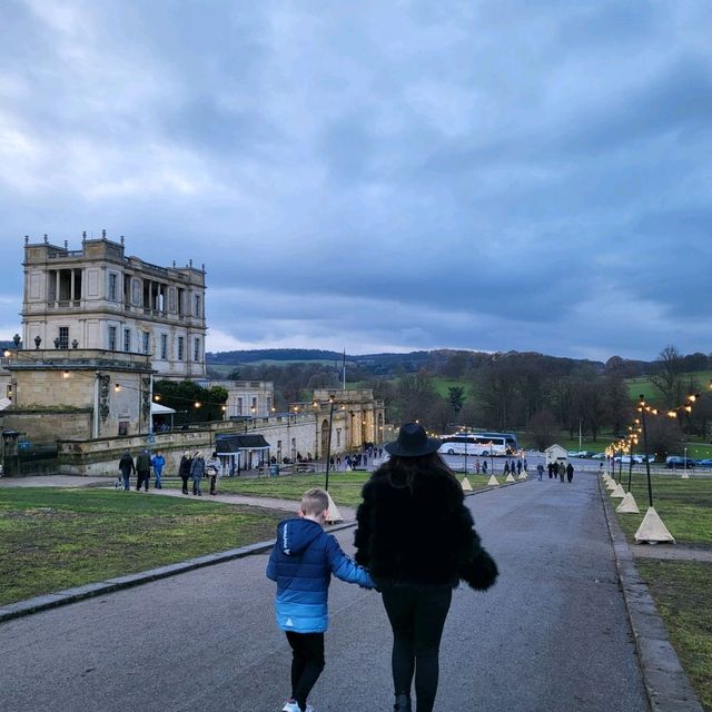 Chatsworth at christmas 1/2