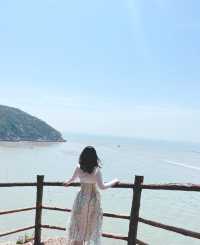 This is probably the most beautiful seaside plank road in Wenzhou...