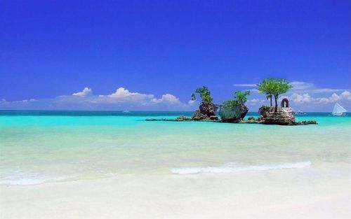 Have you decided where to travel abroad? If not, come here | Boracay Island, Philippines 😄
