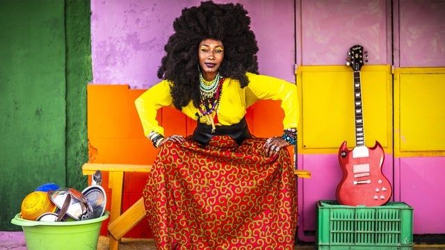 Fatoumata Diawara 2024 (Somerville) | Crystal Ballroom at Somerville Theatre