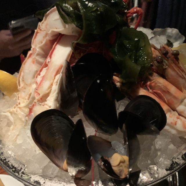 Happy Halloween🧛♀️🧛♂️🧛🧟♂️🧟🧟♀️-Grand Hyatt Steakhouse Happy Halloween🧛♀️🧛♂️🧛🧟♂️🧟🧟♀️-Grand Hyatt Steakhouse