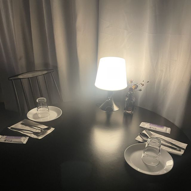 우아하게 와인 한잔🥰 고급지고 이쁜 안주들! 스월링 라운지🥂