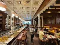 Breakfast in a modern colonial setting