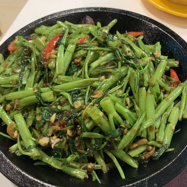 為軟殼蟹去既九龍城☺️