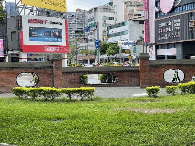 西頓公園 最好玩的社區公園就在板橋 溜滑梯乘涼都可以