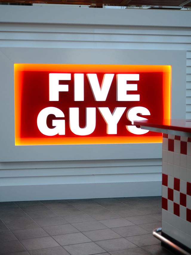 "FIVE GUYS，快啲去试吓特色奶昔"