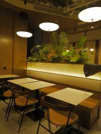 深木🪵系Cafe，三文魚意粉超足料 