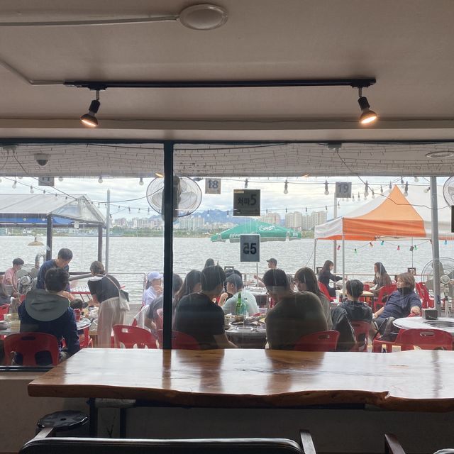 한강과 가장 가까운 곳에서 바베큐, 아리수만찬