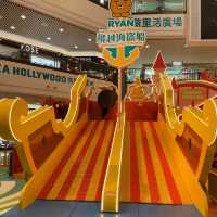 荷里活廣場-聖誕夢幻樂園！