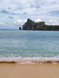 เกาะพีพี สวรรค์ชาวต่างชาติ