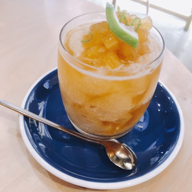 🦒GinGin Coffee Company💙時尚設計文青咖啡廳