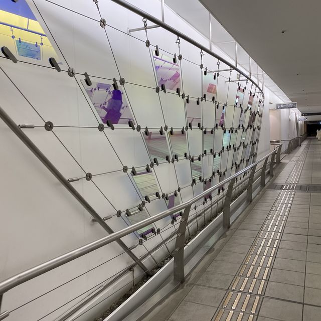 天神地下街を西通り方面へ結ぶ道『きらめき通り地下通路』