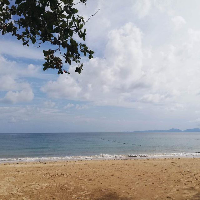 Andalay beach bar& cafe 