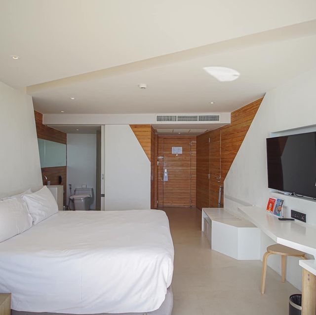 Centara Q Resort Rayong ที่หาด แหลมแม่พิมพ์