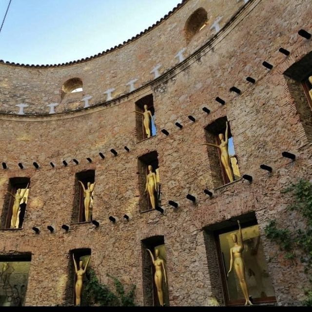 菲格雷斯(Figueres ), Salvador Dali 的故鄉