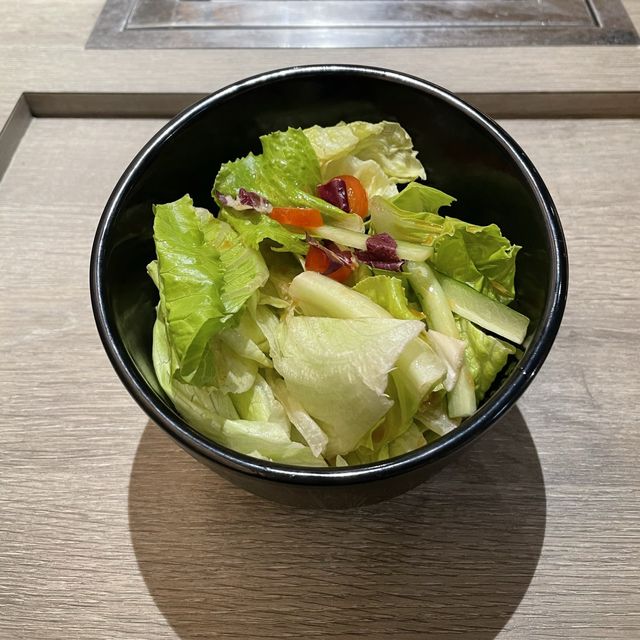 主打一人燒肉、平價燒肉的店